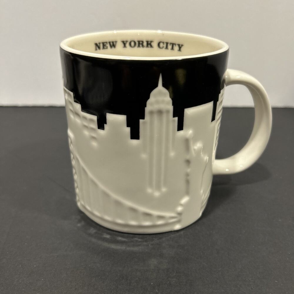 Starbucks New York City Collector Series mug 16-oz (473 ml), 2012